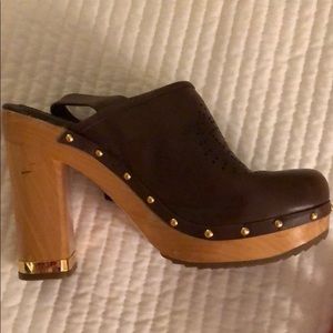 EUC TORY BURCH PLATFORM PLATFORM HEEL CLOG STYLE